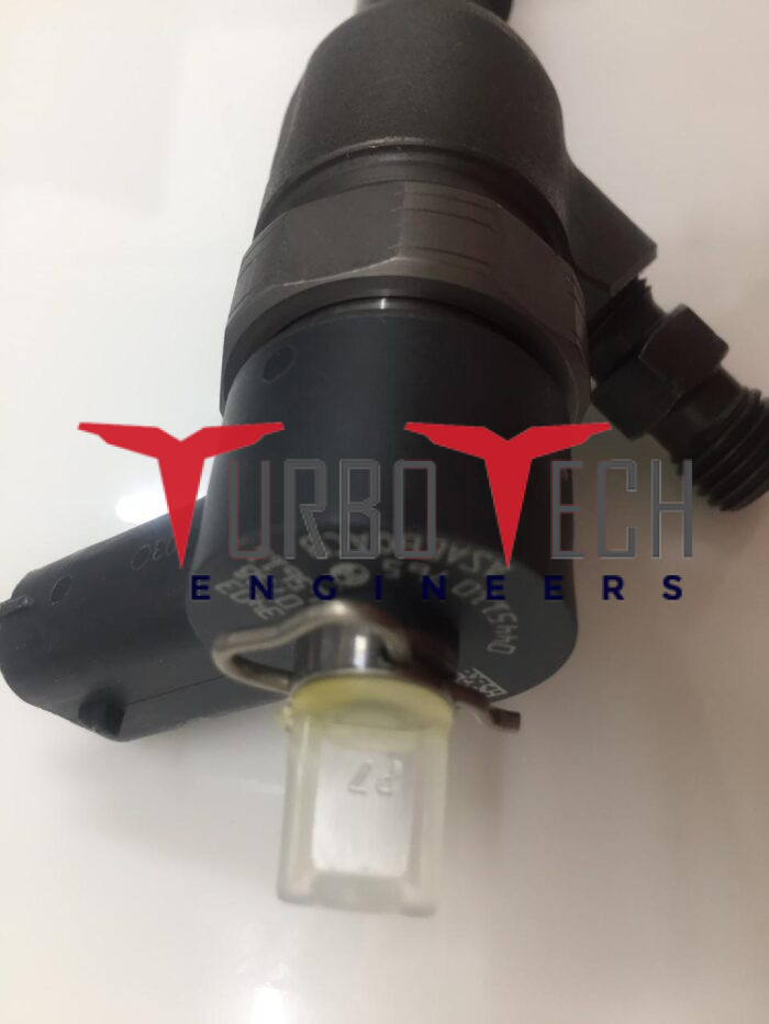Common rail fuel injector for ertiga 0445110765