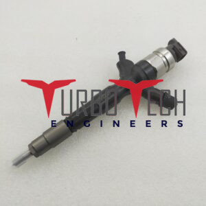 Common Rail Fuel Injector Toyota Innova 23670-0L100, 236700L100, 23670-30420, G3S33 NOZZLE