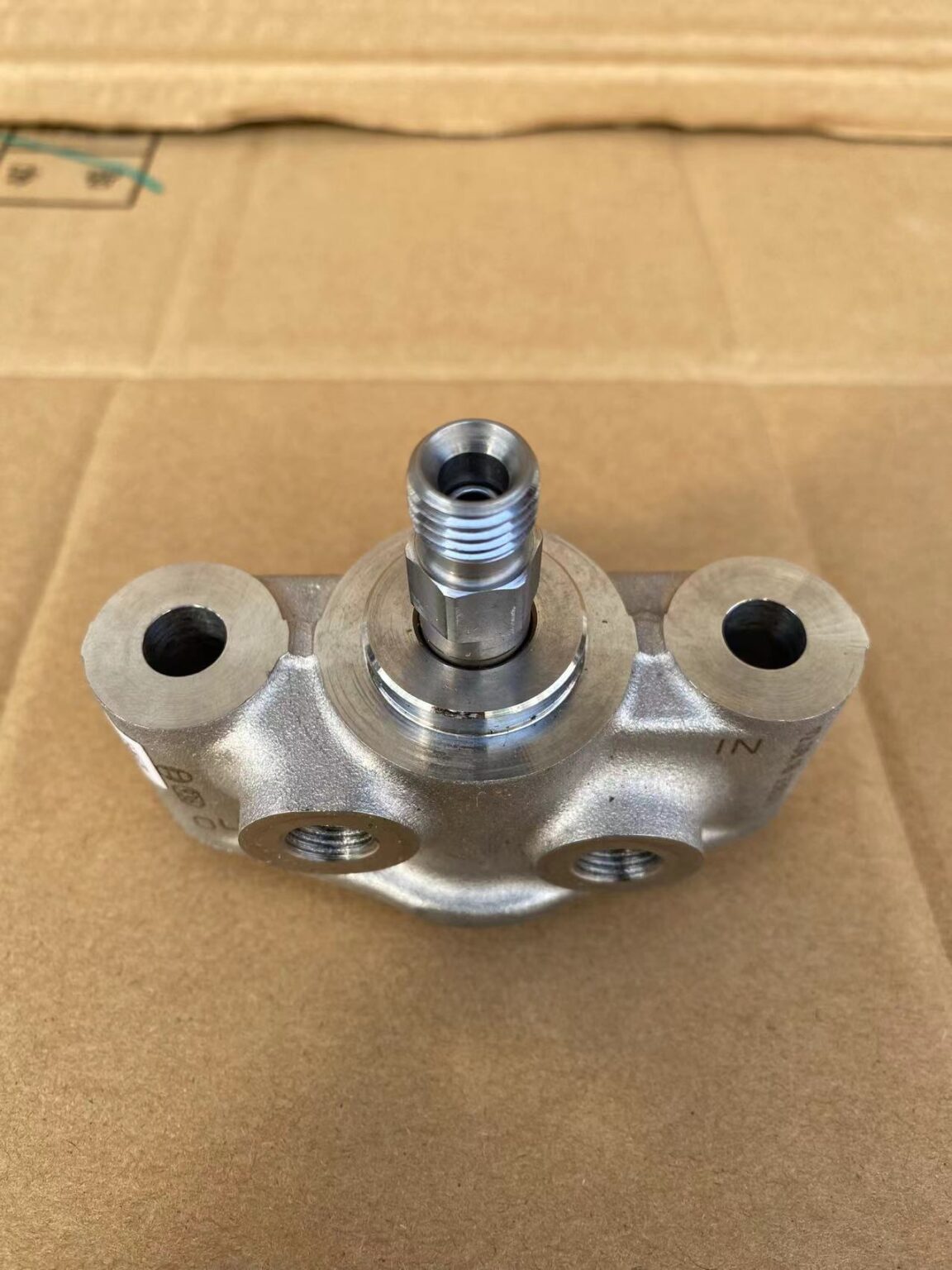 ASHOK LEYLAND DPM INJECTOR BS6 UREA DOSER INJECTOR 0281006099 Turbo